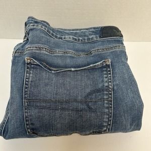 American Eagle Super Stretch Straight‎ Leg Distressed Jeans Size 20 Short/petite